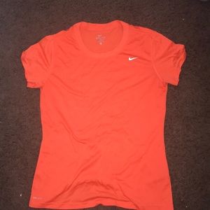 Woman’s Nike athletic top